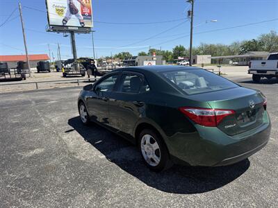 2014 Toyota Corolla LE   - Photo 5 - Nocona, TX 76255