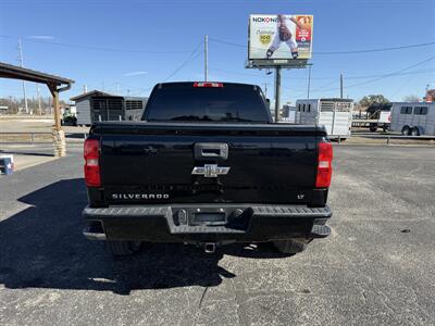 2018 Chevrolet Silverado 1500 LT Z71 CREW CAB - Photo 4 - Nocona, TX 76255