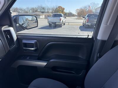 2018 Chevrolet Silverado 1500 LT Z71 CREW CAB - Photo 9 - Nocona, TX 76255