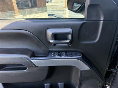 2018 Chevrolet Silverado 1500 LT Z71 CREW CAB - Photo 13 - Nocona, TX 76255