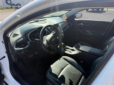 2016 Chevrolet Malibu LT - Photo 12 - Nocona, TX 76255