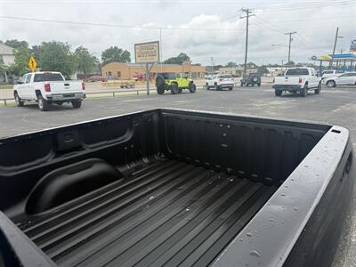 2010 Chevrolet Silverado 1500 LT   - Photo 16 - Nocona, TX 76255