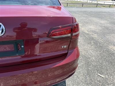 2016 Volkswagen Jetta 1.4T S   - Photo 18 - Nocona, TX 76255