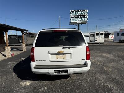 2012 Chevrolet Suburban LT 1500 4WD   - Photo 4 - Nocona, TX 76255