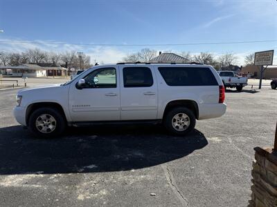 2012 Chevrolet Suburban LT 1500 4WD   - Photo 6 - Nocona, TX 76255