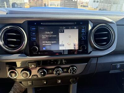 2017 Toyota Tacoma TRD Sport 4WD   - Photo 15 - Nocona, TX 76255