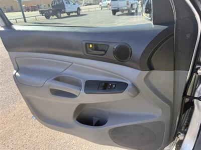 2013 Toyota Tacoma PreRunner - Photo 17 - Nocona, TX 76255