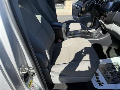 2013 Toyota Tacoma PreRunner - Photo 10 - Nocona, TX 76255