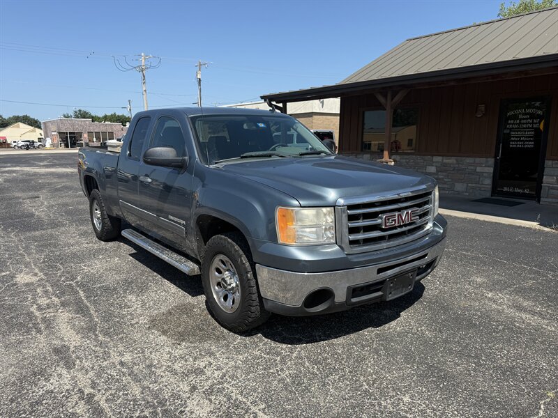 2012 GMC Sierra 1500 SL - Photo 1 - Nocona, TX 76255