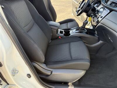 2017 Nissan Rogue S - Photo 10 - Nocona, TX 76255