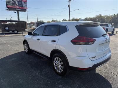 2017 Nissan Rogue S - Photo 5 - Nocona, TX 76255