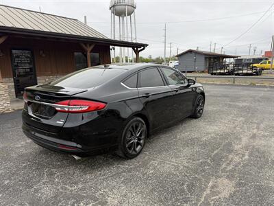 2018 Ford Fusion SE   - Photo 3 - Nocona, TX 76255