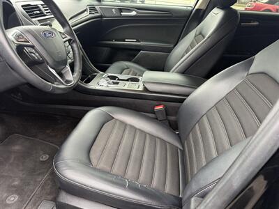 2018 Ford Fusion SE   - Photo 9 - Nocona, TX 76255