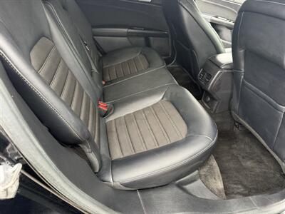 2018 Ford Fusion SE   - Photo 11 - Nocona, TX 76255