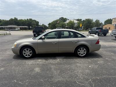 2006 Ford Five Hundred SE   - Photo 6 - Nocona, TX 76255