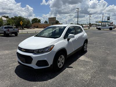 2017 Chevrolet Trax LS - Photo 7 - Nocona, TX 76255
