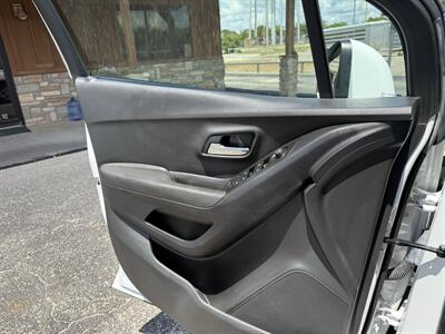 2017 Chevrolet Trax LS - Photo 15 - Nocona, TX 76255