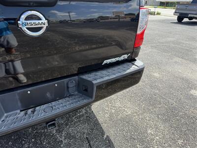 2017 Nissan Titan PRO-4X   - Photo 25 - Nocona, TX 76255