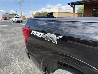 2017 Nissan Titan PRO-4X   - Photo 24 - Nocona, TX 76255