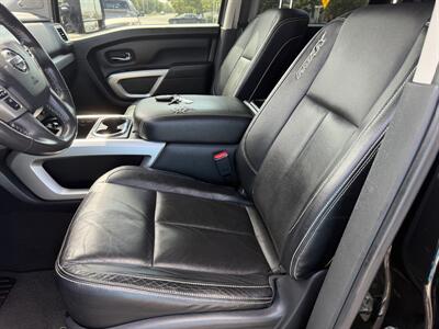 2017 Nissan Titan PRO-4X   - Photo 9 - Nocona, TX 76255