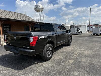 2017 Nissan Titan PRO-4X   - Photo 3 - Nocona, TX 76255