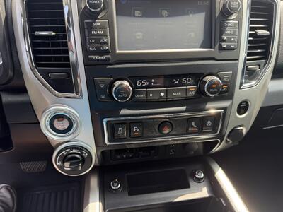 2017 Nissan Titan PRO-4X   - Photo 17 - Nocona, TX 76255