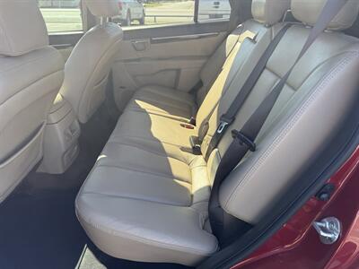 2012 Hyundai Santa Fe Limited   - Photo 12 - Nocona, TX 76255
