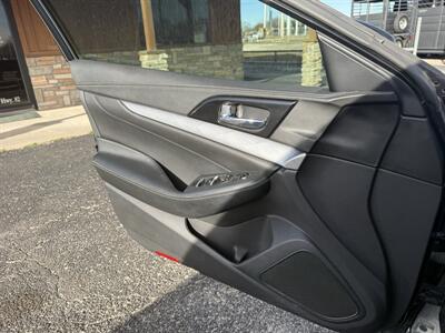 2018 Nissan Maxima 3.5 SV   - Photo 17 - Nocona, TX 76255