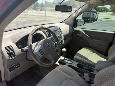 2017 Nissan Frontier SV 4WD   - Photo 12 - Nocona, TX 76255