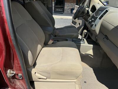 2017 Nissan Frontier SV 4WD   - Photo 10 - Nocona, TX 76255