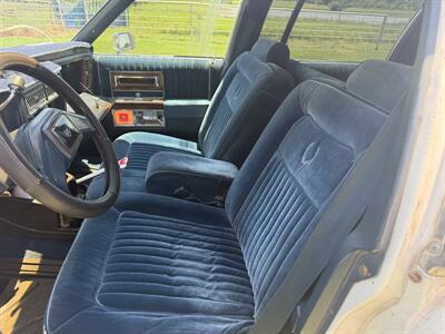 1987 Cadillac Brougham Limo - Photo 9 - Nocona, TX 76255