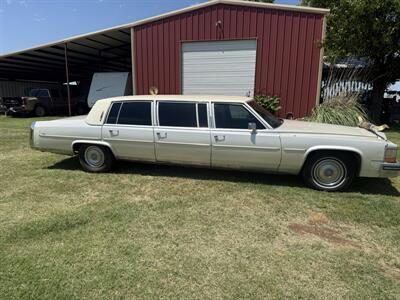 1987 Cadillac Brougham Limo - Photo 3 - Nocona, TX 76255