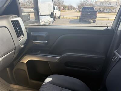 2019 Chevrolet Silverado 2500 LT   - Photo 14 - Nocona, TX 76255