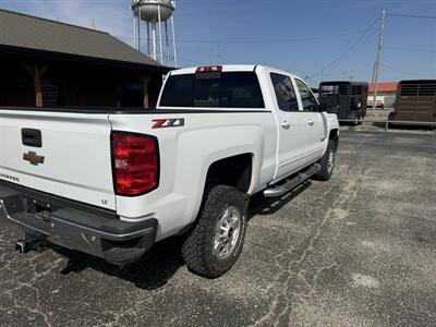 2019 Chevrolet Silverado 2500 LT   - Photo 3 - Nocona, TX 76255