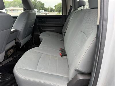 2014 RAM 1500 Express 4WD   - Photo 11 - Nocona, TX 76255