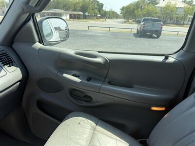1997 Ford F-150 Lariat   - Photo 13 - Nocona, TX 76255