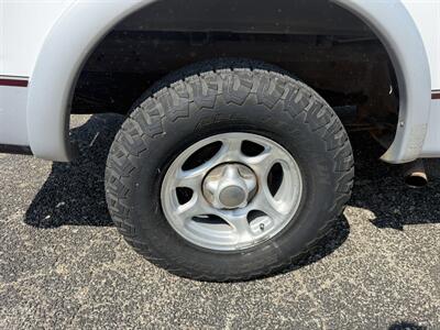 1997 Ford F-150 Lariat   - Photo 17 - Nocona, TX 76255