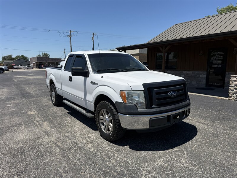 2011 Ford F-150 XL   - Photo 1 - Nocona, TX 76255