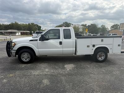 2011 Ford F-250 XL - Photo 6 - Nocona, TX 76255