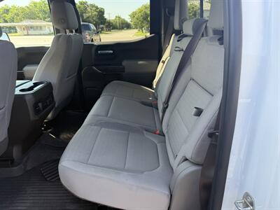 2020 Chevrolet Silverado 1500 LT Trail Boss   - Photo 12 - Nocona, TX 76255