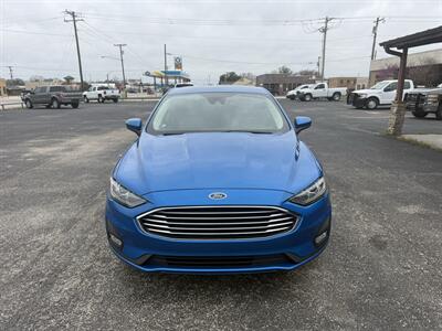 2019 Ford Fusion SE   - Photo 8 - Nocona, TX 76255