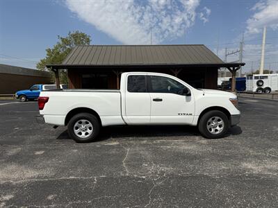 2019 Nissan Titan S   - Photo 2 - Nocona, TX 76255