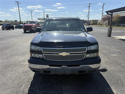 2006 Chevrolet Silverado 1500 LS   - Photo 8 - Nocona, TX 76255