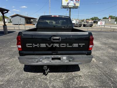 2006 Chevrolet Silverado 1500 LS   - Photo 4 - Nocona, TX 76255
