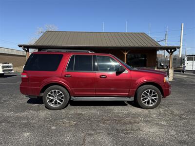 2017 Ford Expedition XLT   - Photo 2 - Nocona, TX 76255