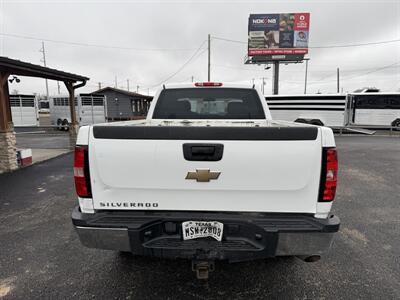 2010 Chevrolet Silverado 2500 Work Truck 4WD   - Photo 4 - Nocona, TX 76255