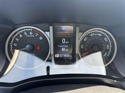 2023 Toyota Tacoma SR5 V6 - Photo 14 - Nocona, TX 76255