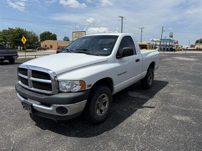 2004 Dodge Ram 1500 ST 4WD   - Photo 7 - Nocona, TX 76255