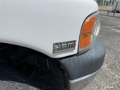2004 Dodge Ram 1500 ST 4WD   - Photo 21 - Nocona, TX 76255