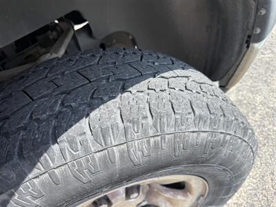 2004 Dodge Ram 1500 ST 4WD   - Photo 20 - Nocona, TX 76255